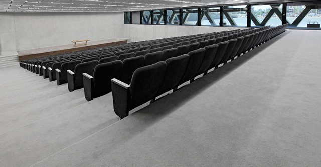 instalacion de tapizones en auditorios